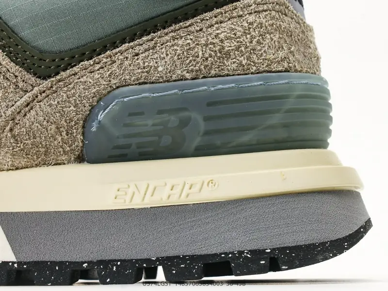 New Balance Scarpe casual Retro Ammortizzato Basso U574LGST #14857065834003